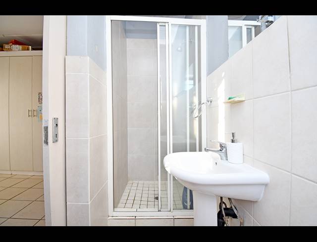 2 BEDROOM APARTMENT FOR SALE IN NORTH RIDING AH